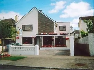 Annaree House ホテル Salthill